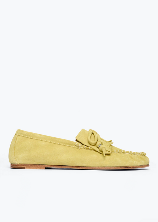 freda salvador womens Celeste Fringe Loafer in Citrus Suede