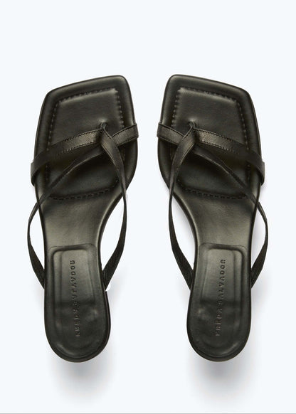 freda salvador womens Elaine Heel Sandal in Black