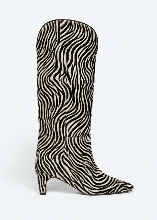 freda salvador womens Lennox Boot in Zebra
