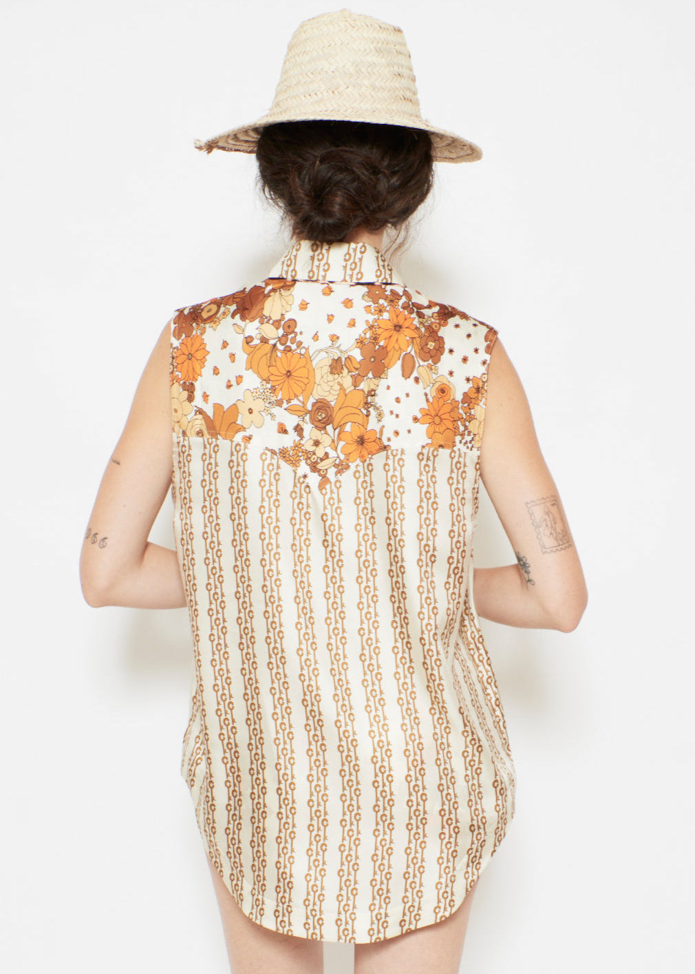 person wearing la prestic ouiston Arizona Flower Power Silk Top