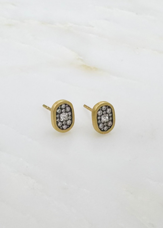 shola branson fine jewelry 18k yellow gold White Diamonds Plinth Stud Earrings
