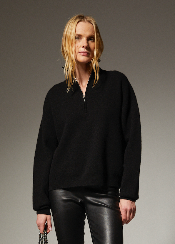 QUARTER ZIP SWEATER