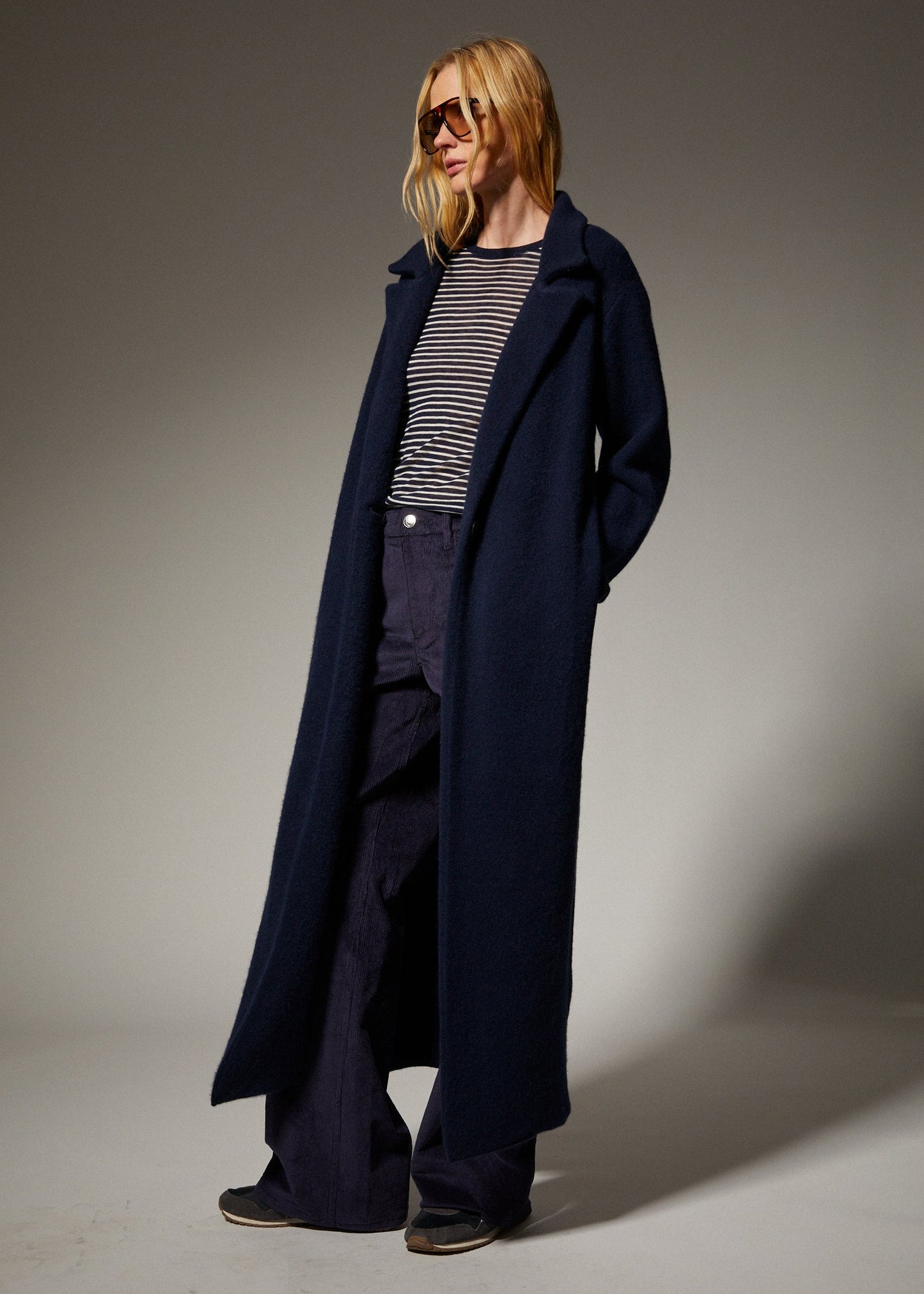person wearing sprwmn womens Cashmere Classic Coat in Navy