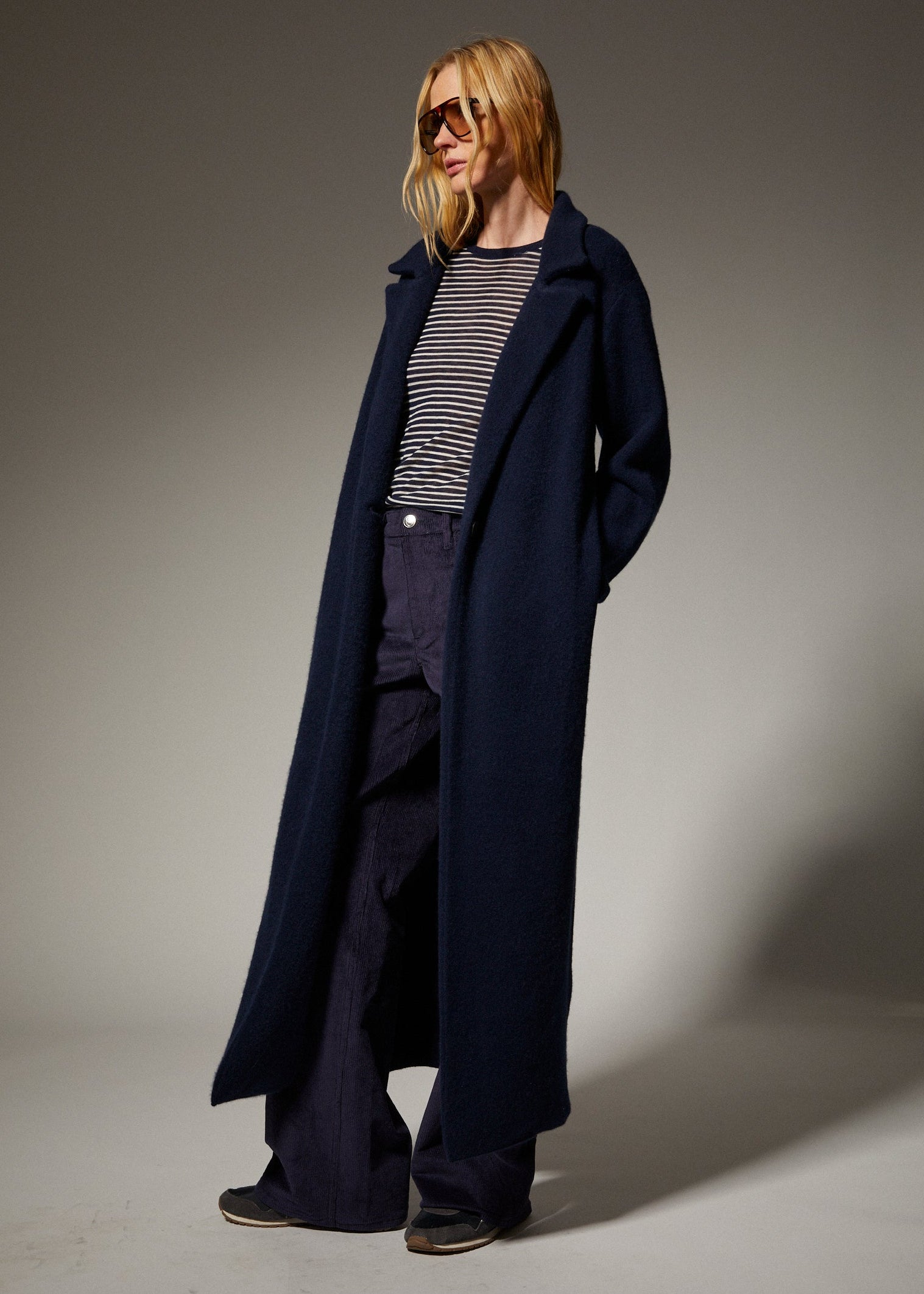 person wearing sprwmn womens Cashmere Classic Coat in Navy