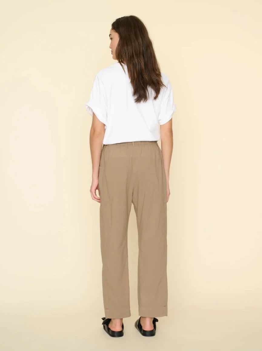 Jake Pant in Beige Coast