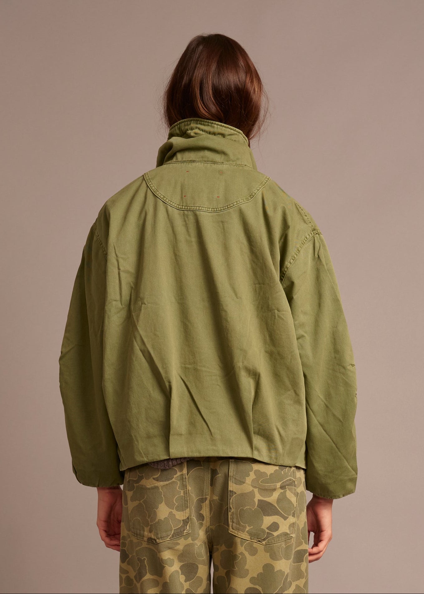 person wearing xirena womens cotton Harrison Jacket in Saguaro Green